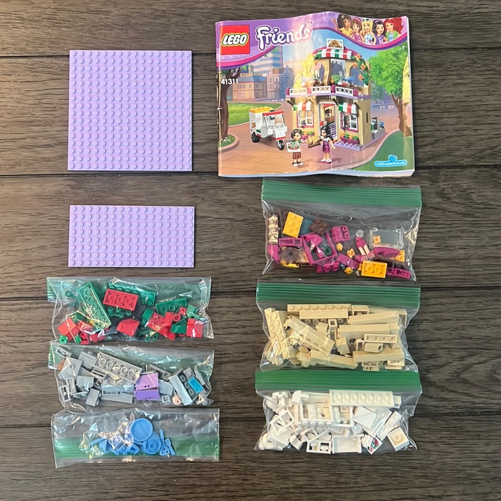 Lego Friends Heartlake Pizzeria #41311